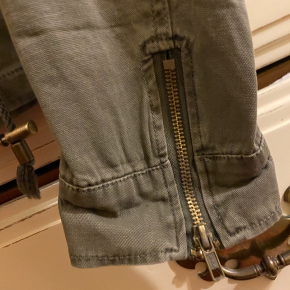 jacket - Picture 3 of 4